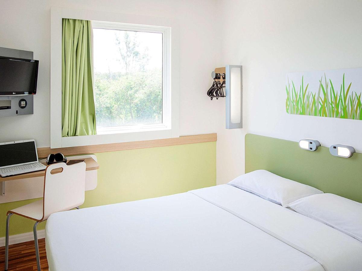 Ibis Budget 피라시카바 외부 사진