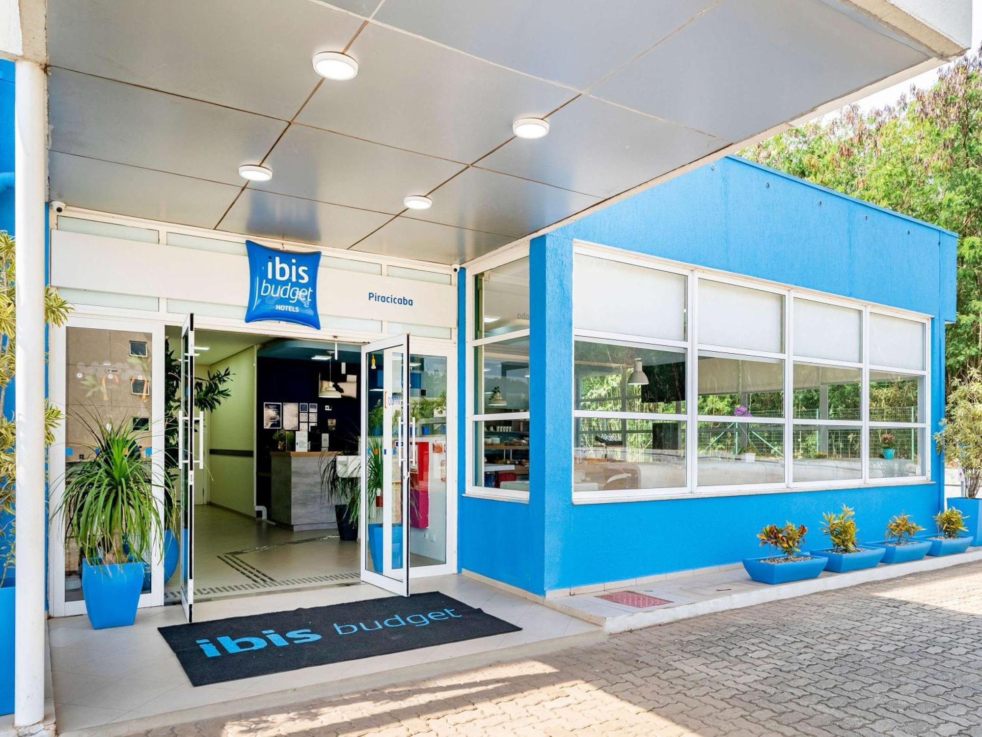 Ibis Budget 피라시카바 외부 사진