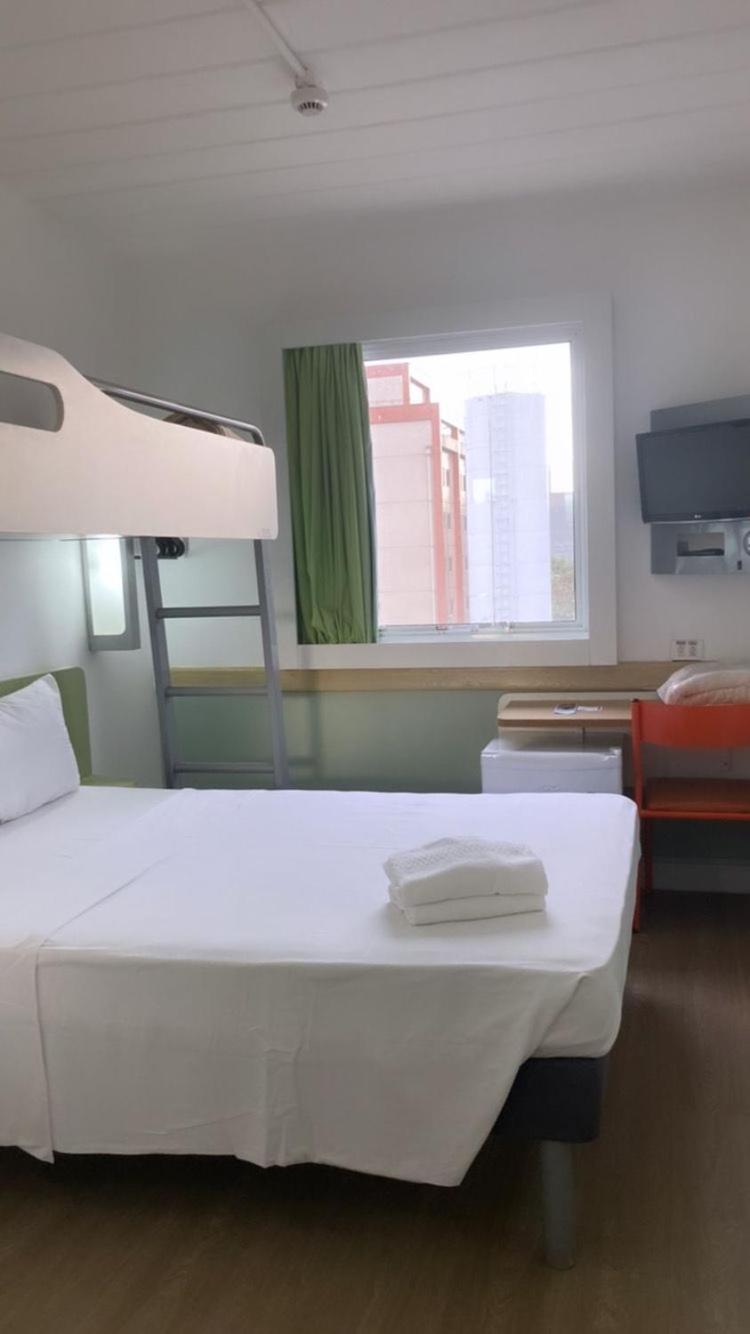 Ibis Budget 피라시카바 외부 사진