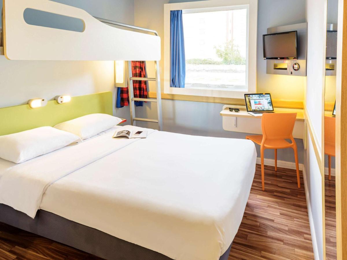 Ibis Budget 피라시카바 외부 사진